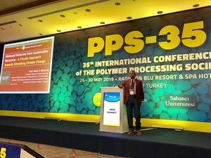 Dr. Mohanty presenting at PPS-35