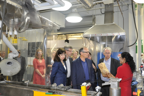 Professor Misra giving a tour of the processing lab.